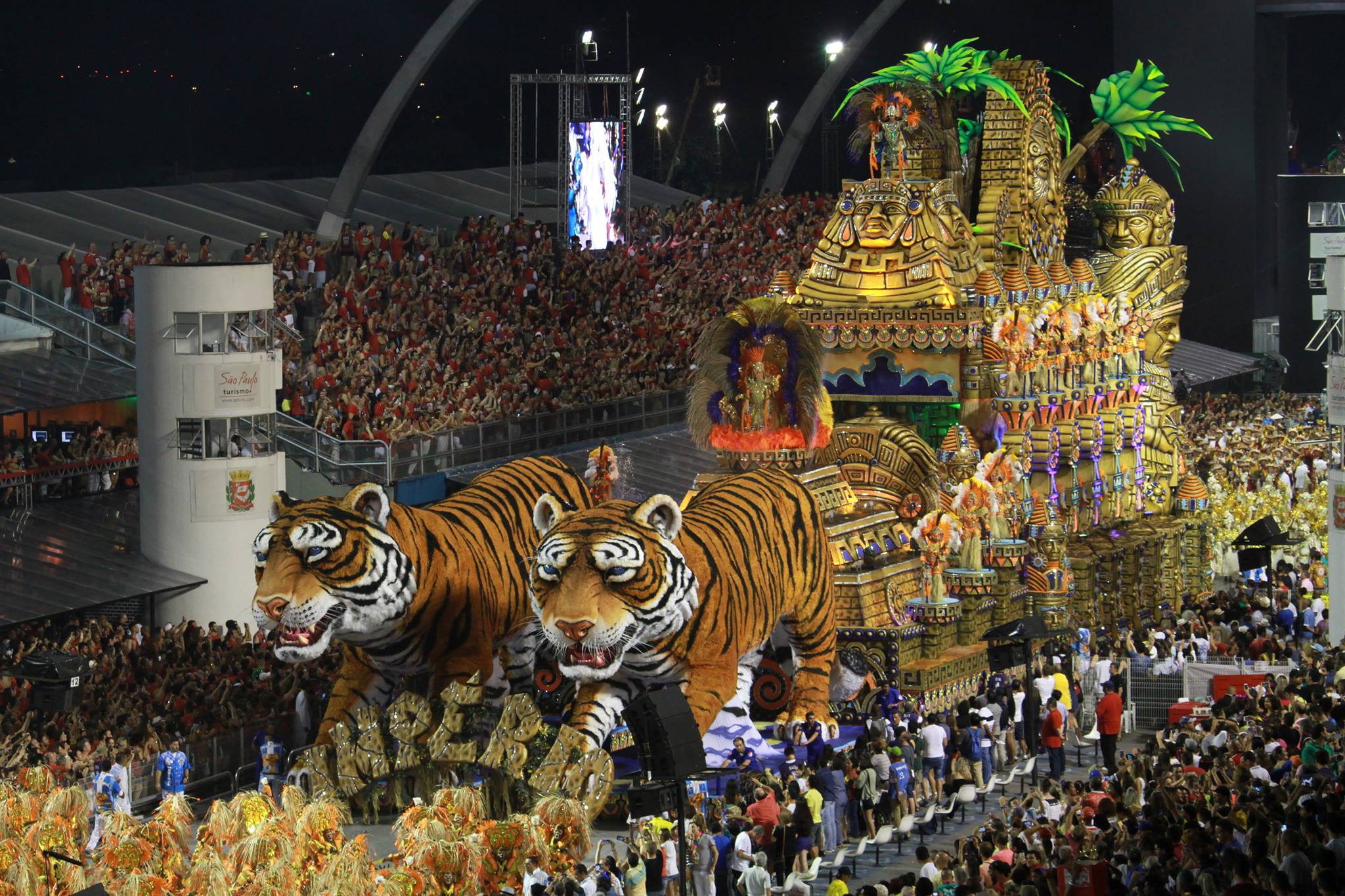 blogModacad-fantasias-de-carnaval-desfile-das-escolas-de-samba