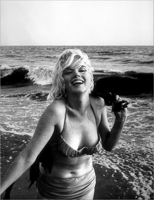 blogModacad-moda-praia-biquini-anos-60-Marilyn